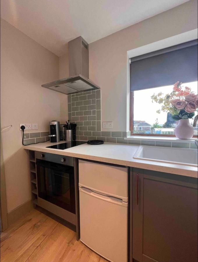 ברייטון Seaview 1 Bed Open Condo - Free Parking מראה חיצוני תמונה